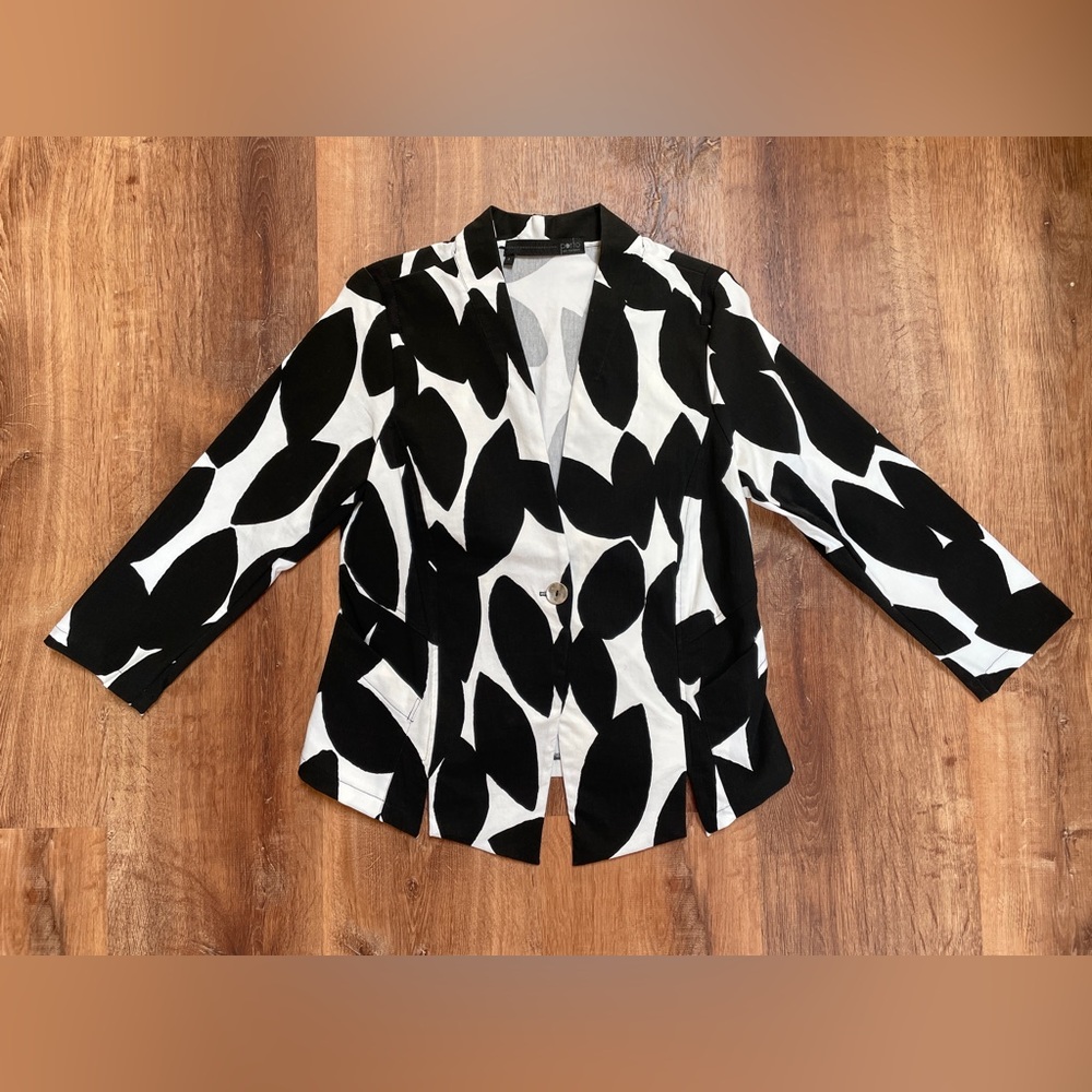 Porto San Francisco womens blazer jacket size 2 artsy button minimalist